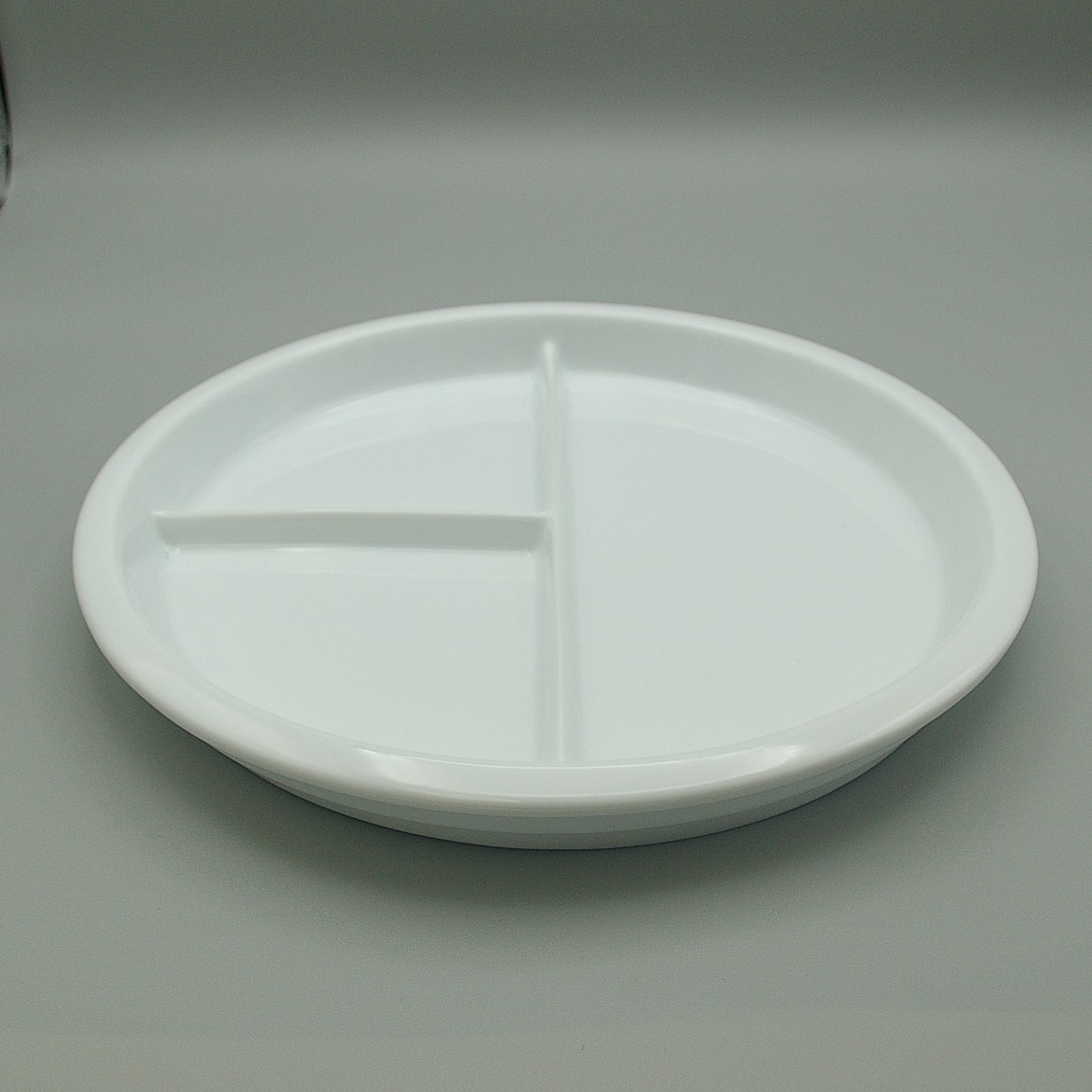 RPCW3D-9 - Porcelain 9" 3 Division Flat Bottom White Rethrema Plate