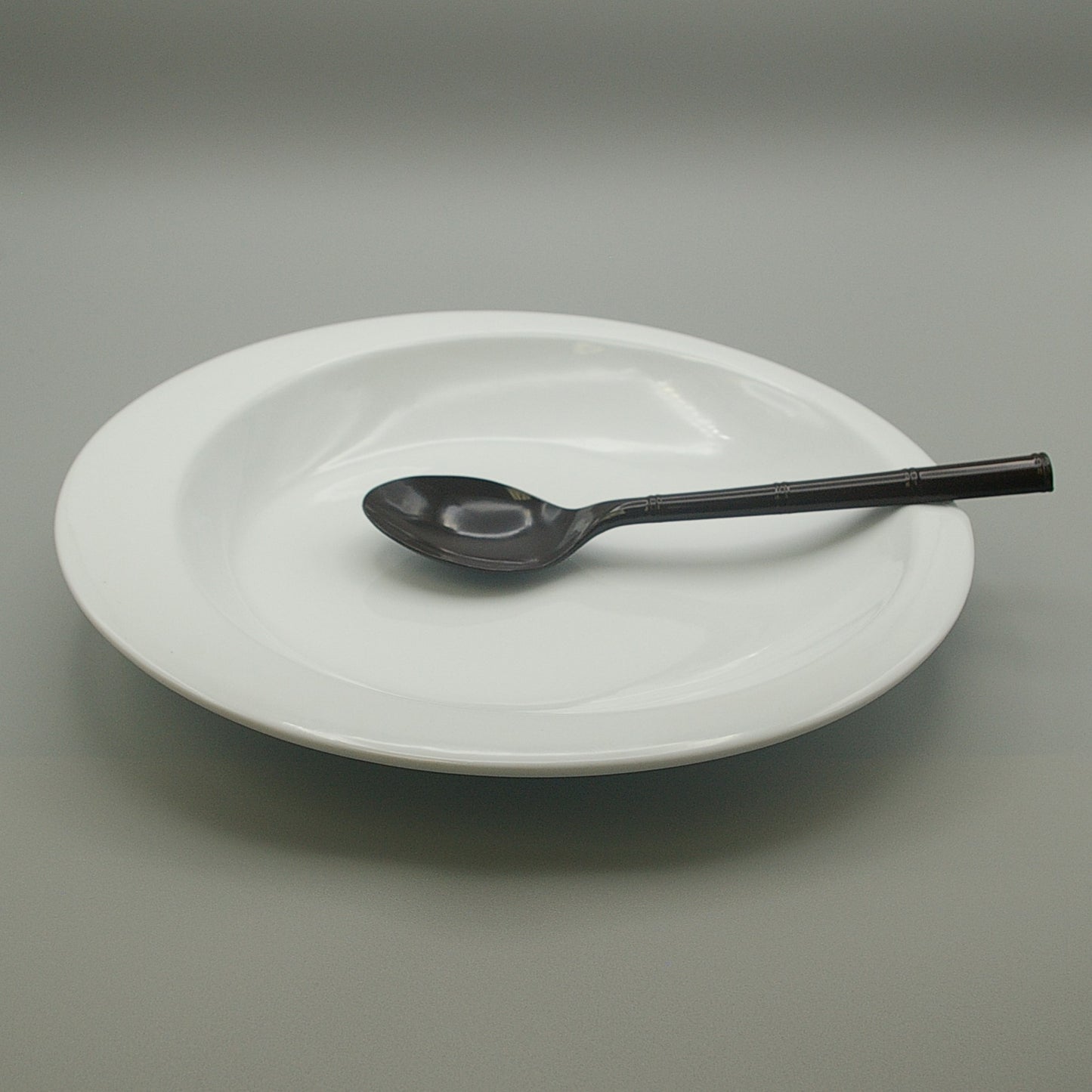 LSPCW-9 - Porcelain 9" Flat Bottom White Scooper Plate,