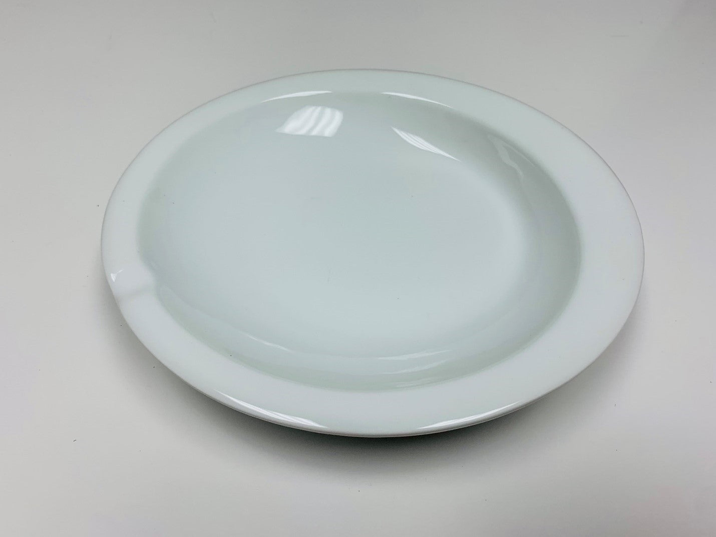 LSPCW-9 - Porcelain 9" Flat Bottom White Scooper Plate,
