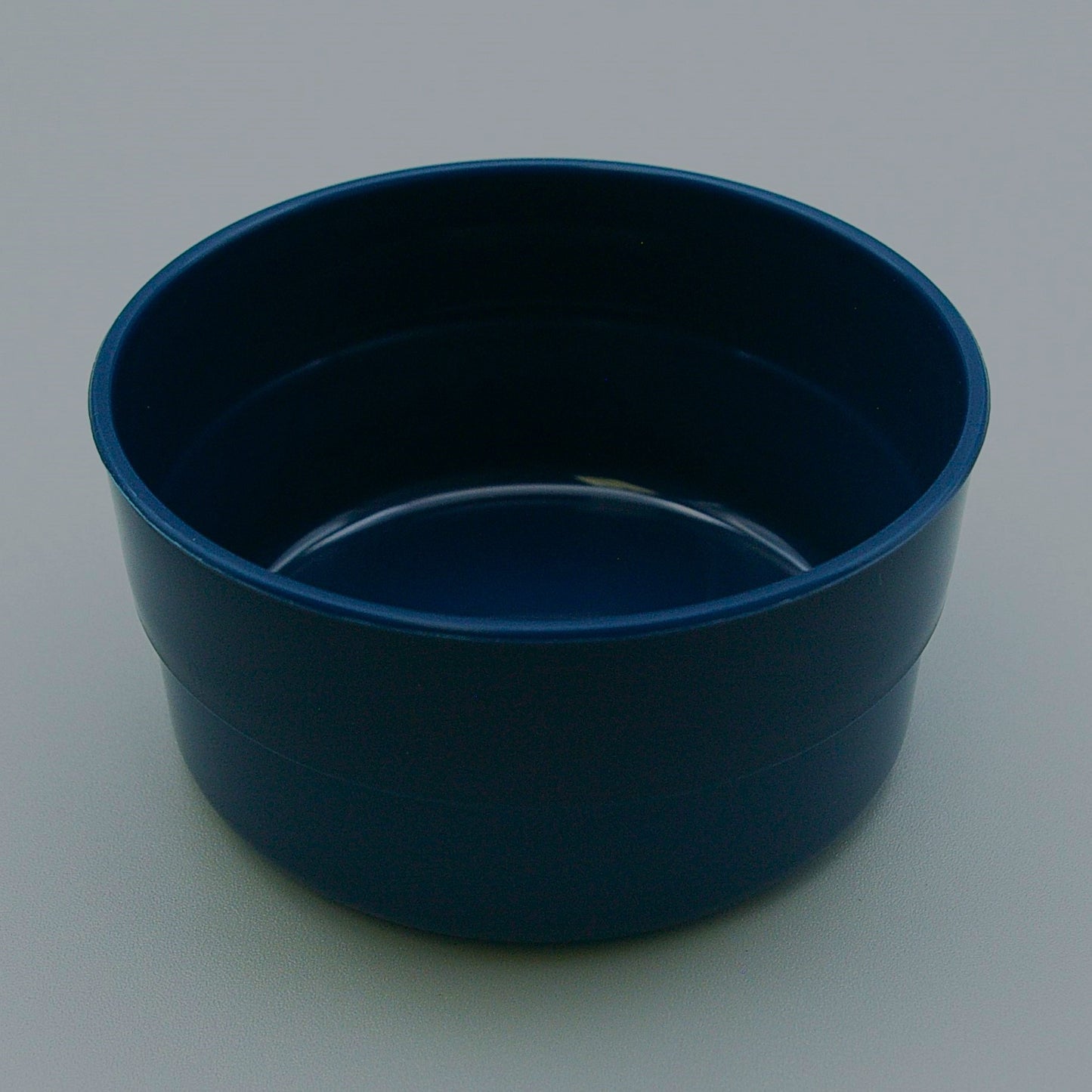 SBHH-800-DB - High Temp Reusable Plastic 8oz Dark Blue Ultra Lite Retherma Soup/Salad Bowl