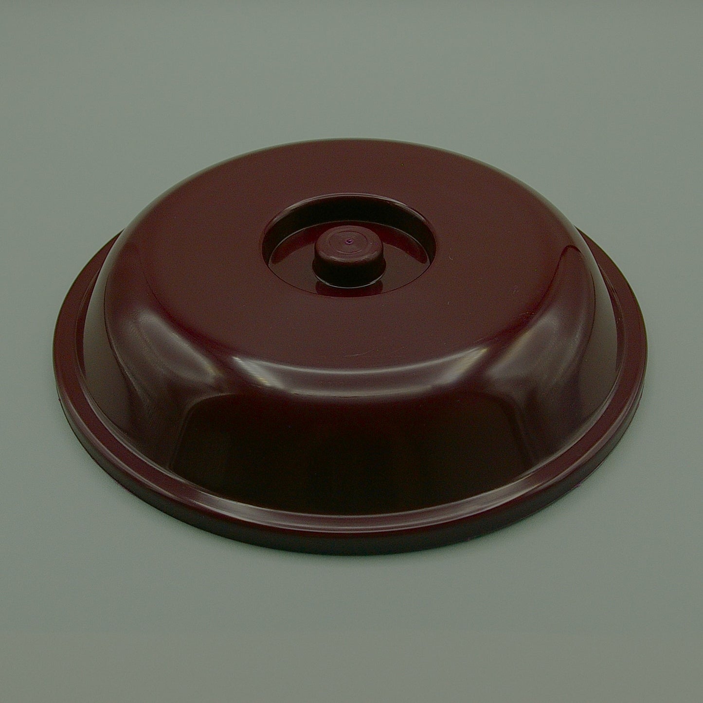 RDC-775-BU - High Temp Reusable Plastic 7.75" Round Burgundy Retherma Plate Dome Cover