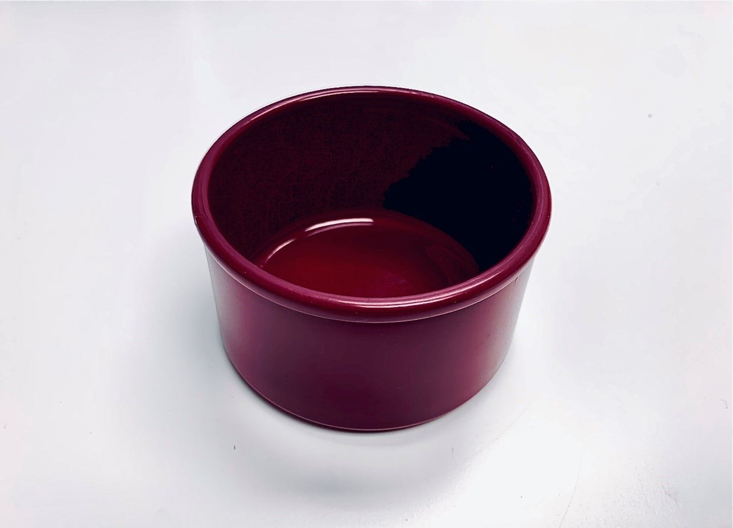 RSB-010-BU - High Temp Reusable Plastic 10oz Burgundy Retherma Soup Bowl