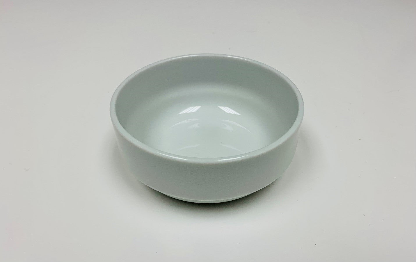 V308 - Porcelain 8oz Wide White Soup Bowl