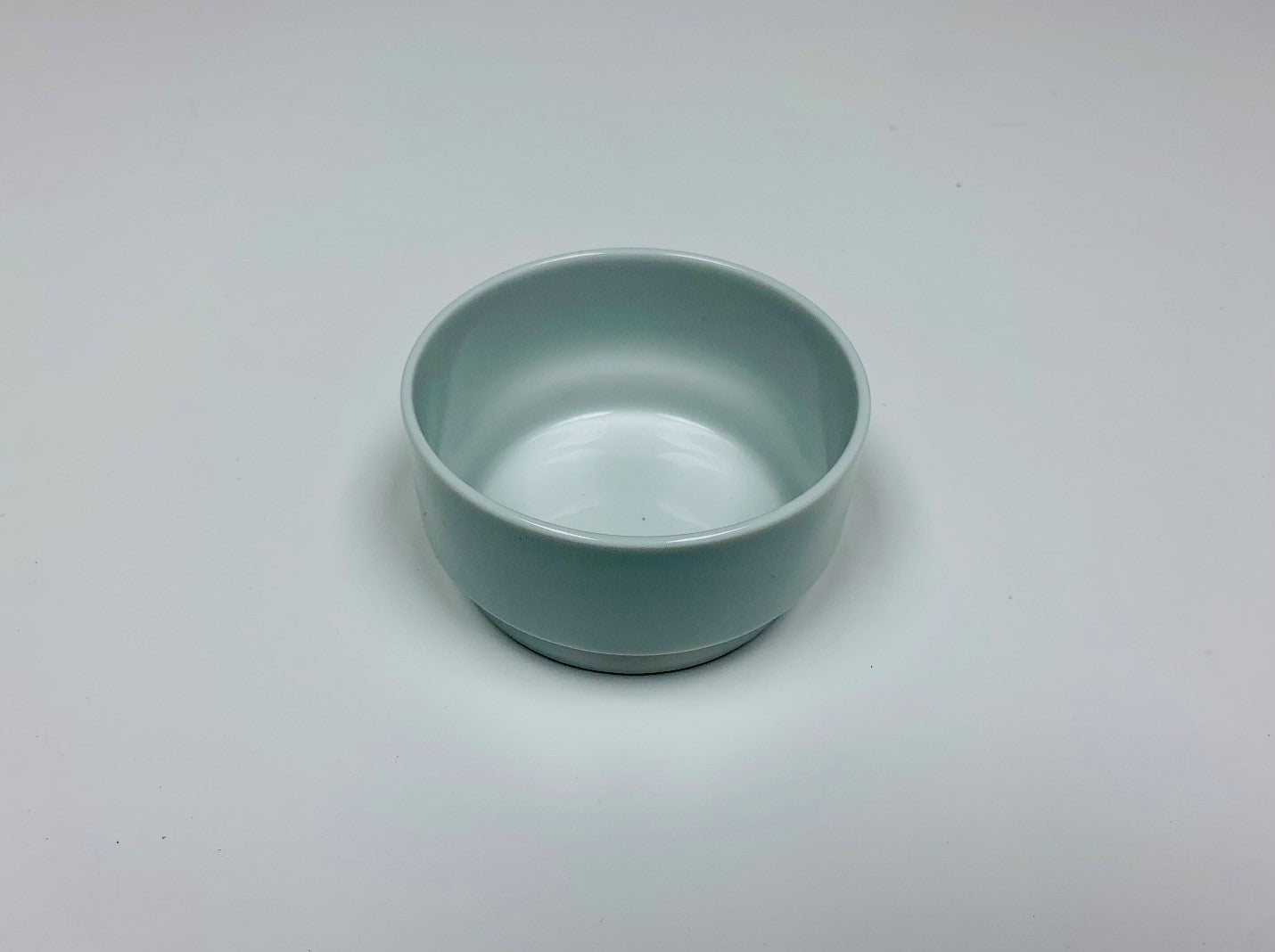 V351 - Porcelain 8oz Tall White Soup Bowl
